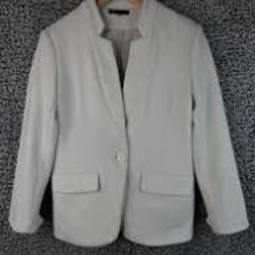 Chic White Blazer